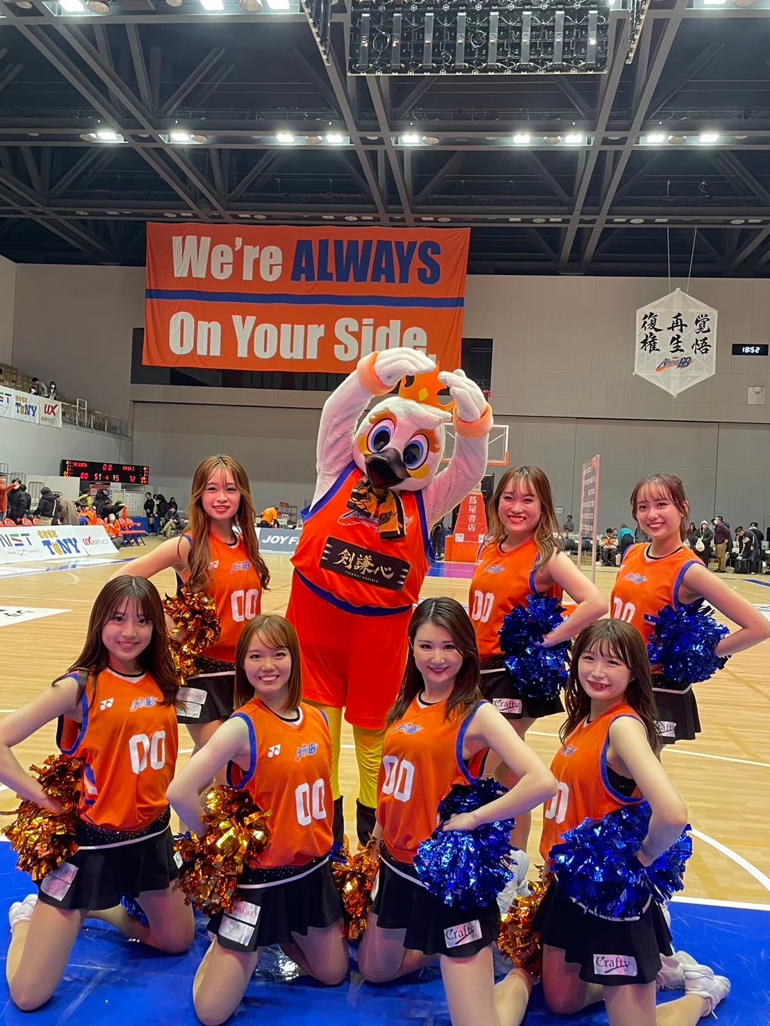 アルビレックスチアリーダーズ：Mioさん<br>アルビレックスチアリーダーズの運営：松本さん